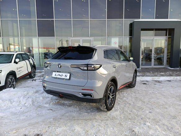 2024 Changan UNI-S I, серый, 2959900 рублей - вид 2