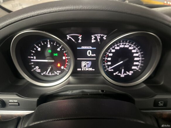 2014 Toyota Land Cruiser 200 Series Рестайлинг 1, белый, 3900000 рублей - вид 11
