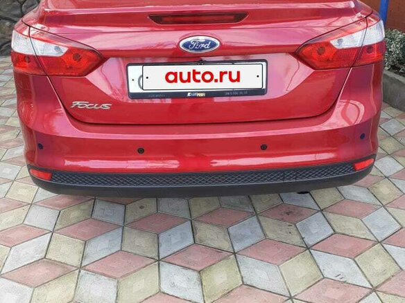 2012 Ford Focus III, красный, 870000 рублей - вид 3