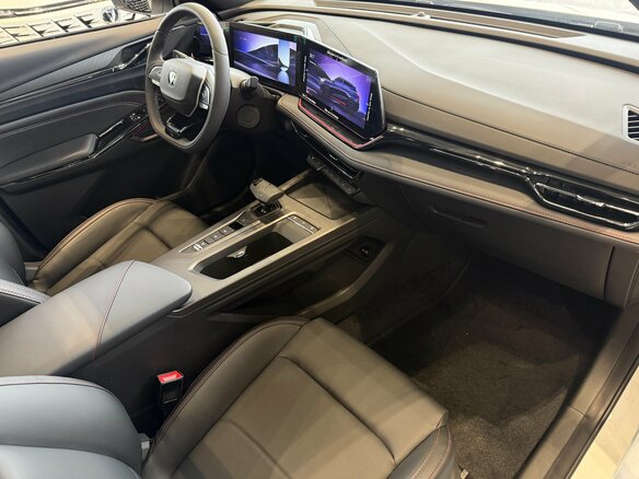 2025 Changan CS35 Max, белый - вид 16