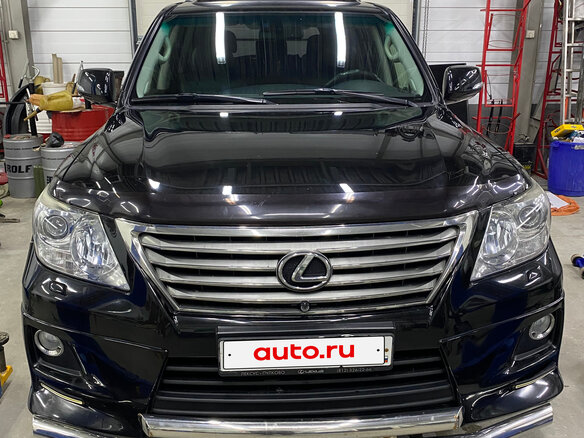 2010 Lexus LX 570 III, чёрный, 3900000 рублей - вид 2