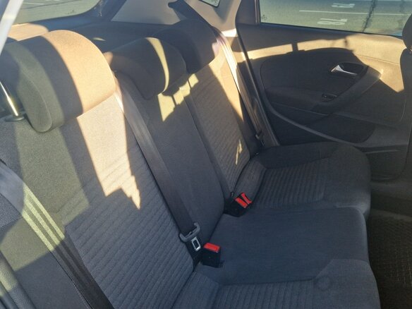 2010 Volkswagen Polo V, серый, 630000 рублей - вид 29