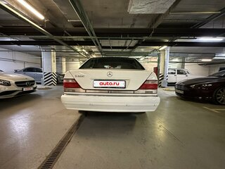 1997 Mercedes-Benz S-Класс 420 Long III (W140) Рестайлинг, белый, 5000000 рублей, вид 5