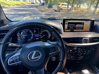 2018 Lexus LX 450d III Рестайлинг 2, чёрный, 8500000 рублей, вид 3