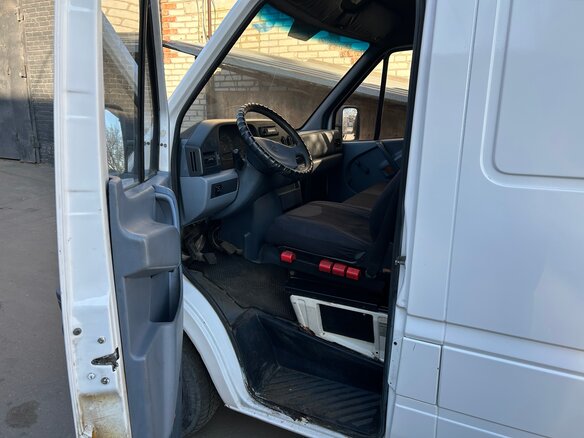 1995 Mercedes-Benz Sprinter, белый, 800000 рублей - вид 7