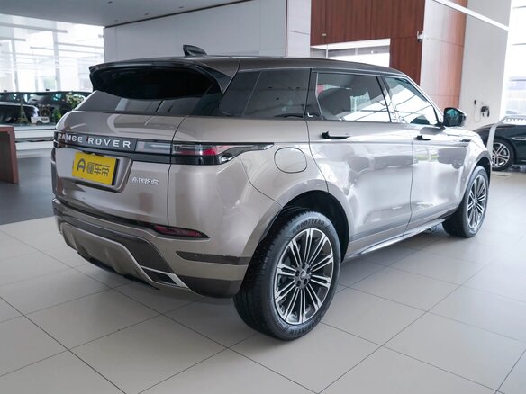 2025 Land Rover Range Rover Evoque II Рестайлинг, бежевый - вид 6