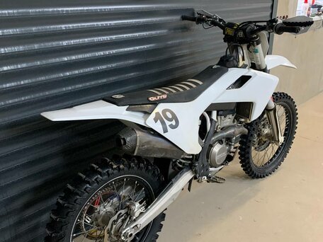 2018 Husqvarna FC 350, белый, 430585 рублей, вид 1