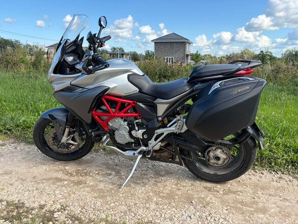 2018 MV Agusta Turismo Veloce 800, серебристый, 789000 рублей - вид 13