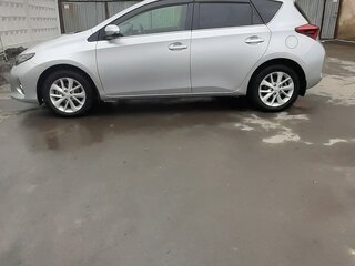 2013 Toyota Auris II, серый, 1350000 рублей, вид 2