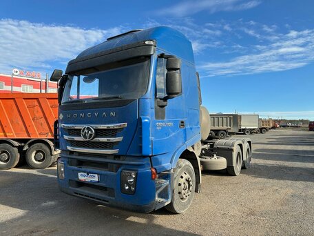 2023 IVECO-Hongyan 6x4 (CQ4256), синий, 3095105 рублей, вид 1