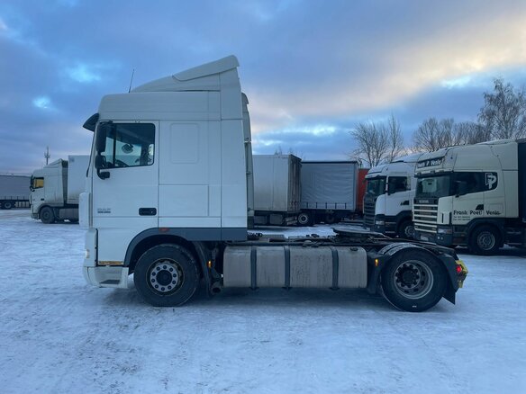 2018 DAF XF 105, белый, 7400000 рублей - вид 3