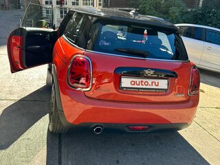 2021 Mini Hatch Cooper III (F55/F56) Рестайлинг, оранжевый, 3000000 рублей, вид 5