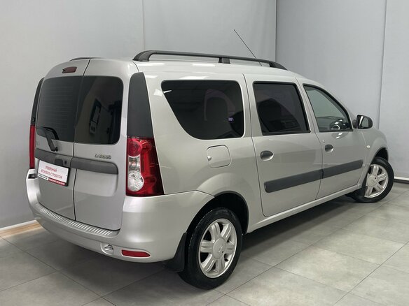 2013 Lada (ВАЗ) Largus I, серебристый, 570000 рублей - вид 1