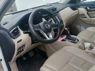 2018 Nissan Rogue II Рестайлинг, бежевый, 2200000 рублей, вид 5