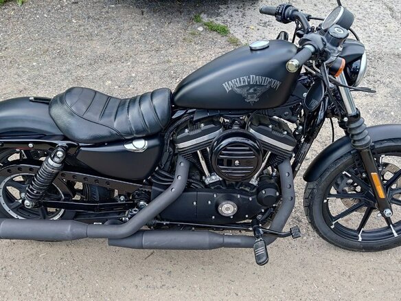 2017 Harley-Davidson Sportster 883, чёрный, 940000 рублей - вид 2