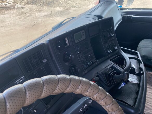 2007 Scania 4-Series, красный, 2550000 рублей - вид 18