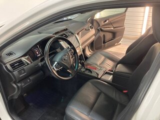 2015 Toyota Camry VII (XV50) Рестайлинг, белый, 1750000 рублей, вид 5