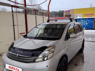 2005 Toyota ISis I, серебристый, 900000 рублей, вид 1