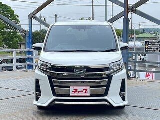2021 Toyota Noah III (R80) Рестайлинг, белый, 1755017 рублей, вид 1