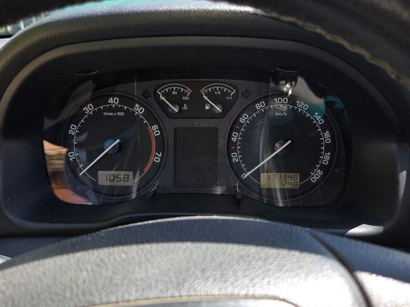 2010 Skoda Octavia I (A4) Рестайлинг, серебристый, 695000 рублей - вид 18