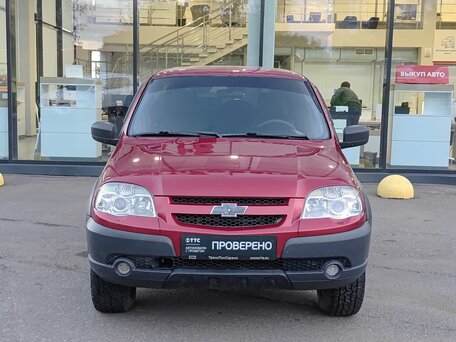 2018 Chevrolet Niva I Рестайлинг, красный, 550000 рублей, вид 2
