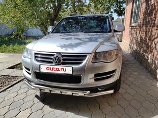 2007 Volkswagen Touareg I Рестайлинг, серебристый, 1250000 рублей, вид 3