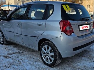 2010 Chevrolet Aveo I Рестайлинг, серебристый, 470000 рублей, вид 2