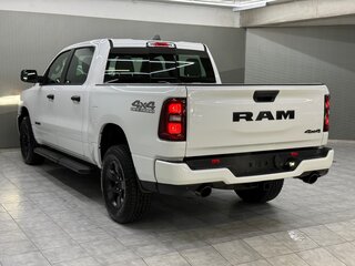 2025 Ram 1500 Crew Cab V Рестайлинг, белый, 7300000 рублей, вид 2