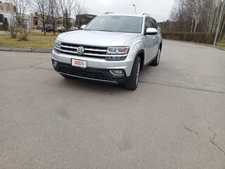 2017 Volkswagen Atlas I, серебристый, 2000000 рублей, вид 2
