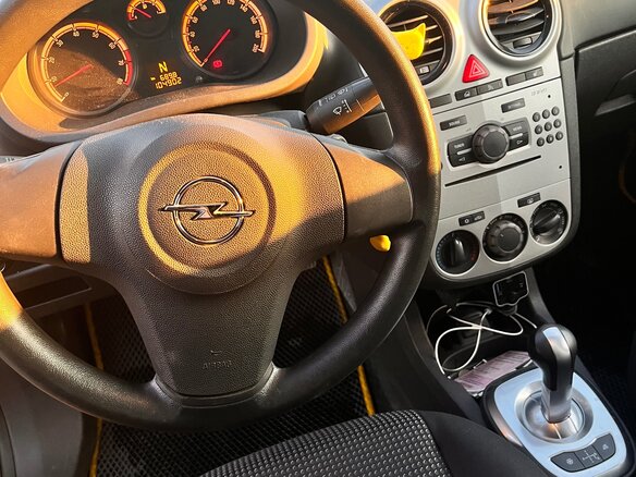 2012 Opel Corsa D Рестайлинг II, жёлтый, 650000 рублей - вид 6