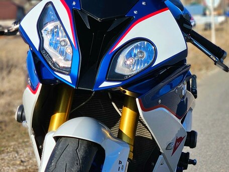 2015 BMW S 1000 RR, белый, 1350000 рублей, вид 1