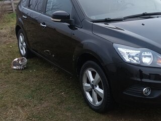 2009 Ford Focus II Рестайлинг, чёрный, 600000 рублей, вид 5