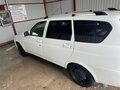 2011 Lada (ВАЗ) Priora I, белый, 300000 рублей - вид 2