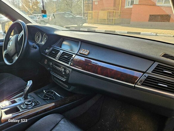 2010 BMW X5 35d II (E70), серый, 2250000 рублей - вид 8