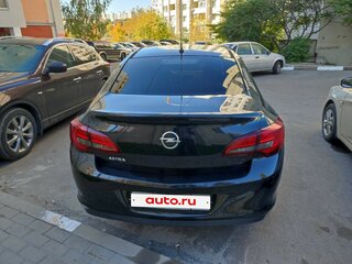 2013 Opel Astra J Рестайлинг, чёрный, 820000 рублей, вид 3
