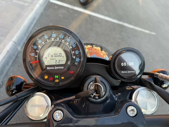 2026 Royal Enfield Shotgun, белый, 741000 рублей - вид 8
