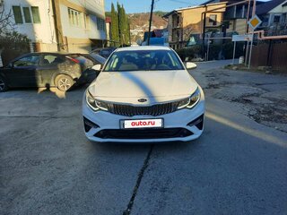 2019 Kia Optima IV Рестайлинг, белый, 2150000 рублей, вид 3
