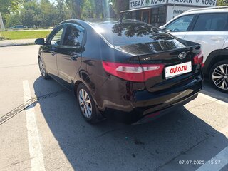 2011 Kia Rio III, чёрный, 575000 рублей, вид 5