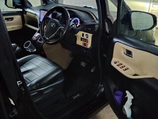 2014 Toyota Noah III (R80), чёрный, 1730000 рублей, вид 2