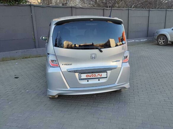 2012 Honda Freed I Рестайлинг, серебристый, 1200000 рублей - вид 18