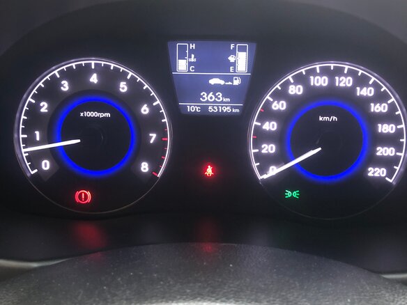 2015 Hyundai Solaris I Рестайлинг, белый, 1132000 рублей - вид 11