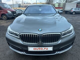 2018 BMW 7 серии 740e VI (G11/G12), серый, 3050000 рублей, вид 3