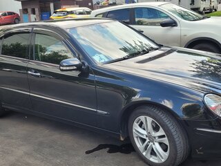 2007 Mercedes-Benz E-Класс 220 III (W211, S211) Рестайлинг, чёрный, 880000 рублей, вид 1
