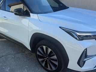2025 Geely Atlas II, белый, 2650000 рублей, вид 4