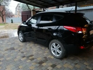 2012 Hyundai ix35 I, чёрный, 1500000 рублей, вид 3