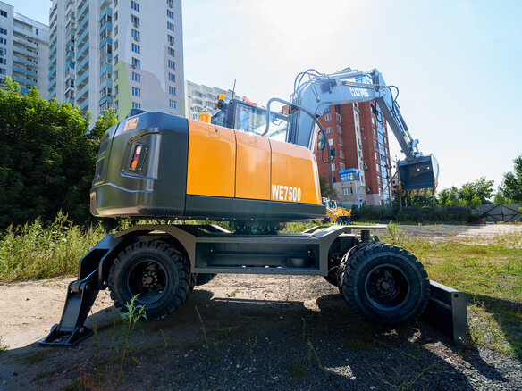 2024 LTMG WE7500, золотистый, 8162700 рублей - вид 7