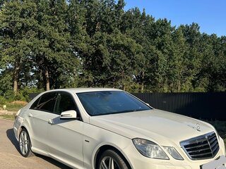 2011 Mercedes-Benz E-Класс 200 5G-Tronic IV (W212, S212, C207), белый, 1900000 рублей, вид 3