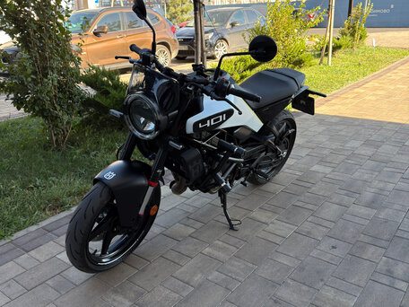 2023 Husqvarna Vitpilen 401, белый, 530000 рублей, вид 5