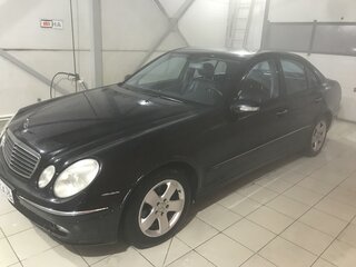 2005 Mercedes-Benz E-Класс 220 III (W211, S211), чёрный, 920000 рублей, вид 1
