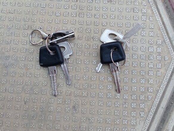 2006 Lada (ВАЗ) 2110, серебристый, 230000 рублей - вид 35